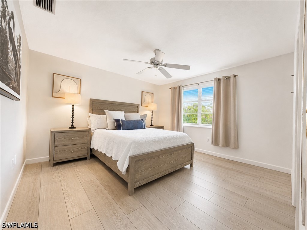4 Bed Pool Home for Sale in Moorings, photo 33