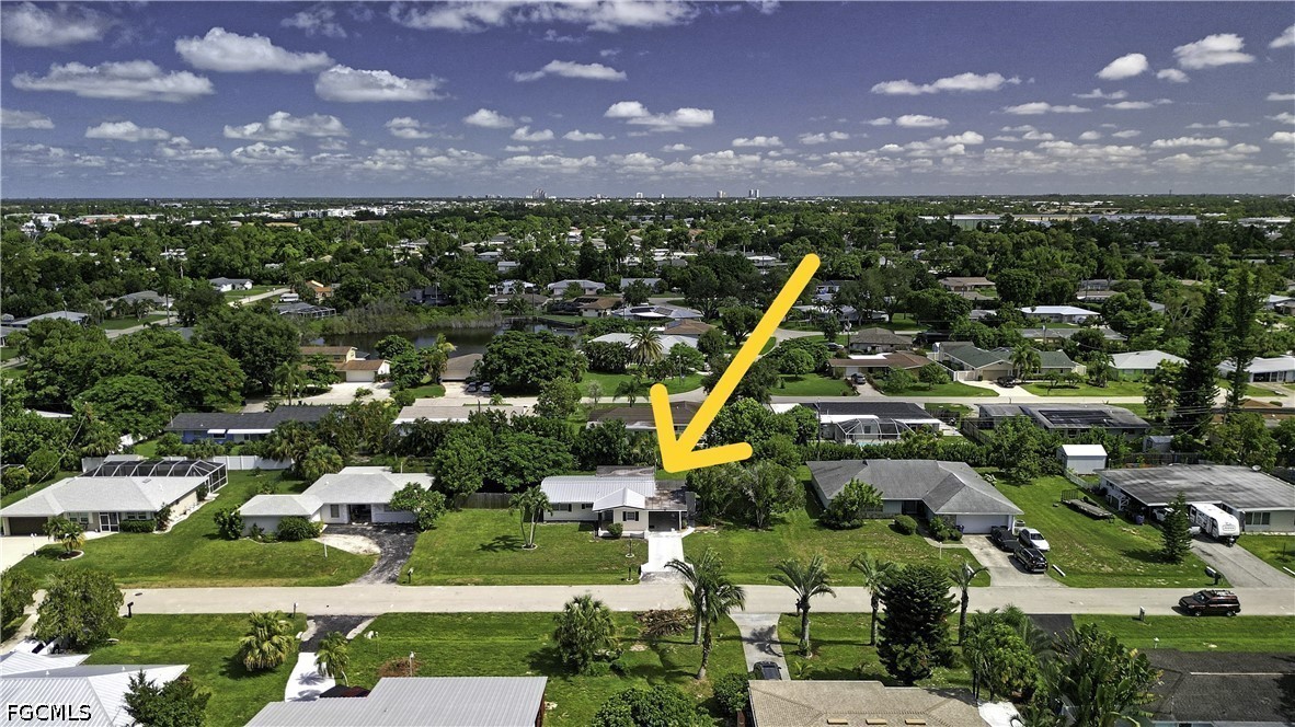 2 Bed SingleFamilyResidence for Sale in Fort Myers, photo 33