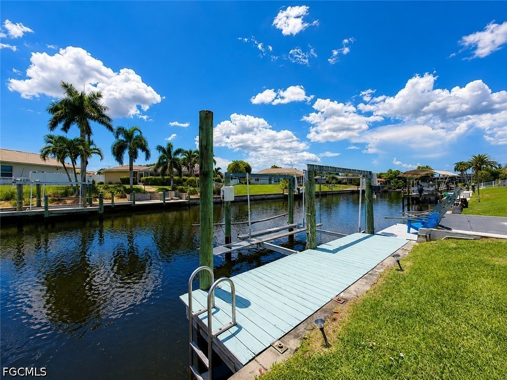 3 Bed Pool Home for Sale in Cape Coral, photo 33