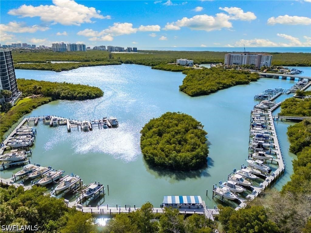 2 Bed Waterfront Home for Sale in Naples, photo 33