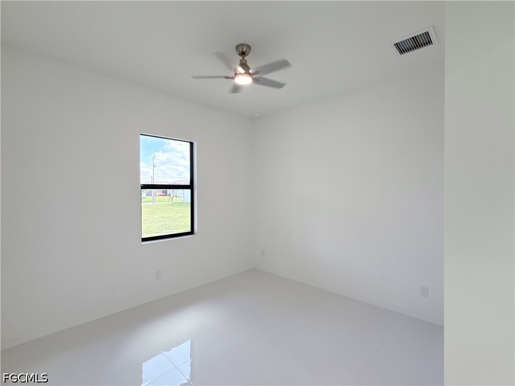4 Bed SingleFamilyResidence for Sale in Cape Coral, photo 33