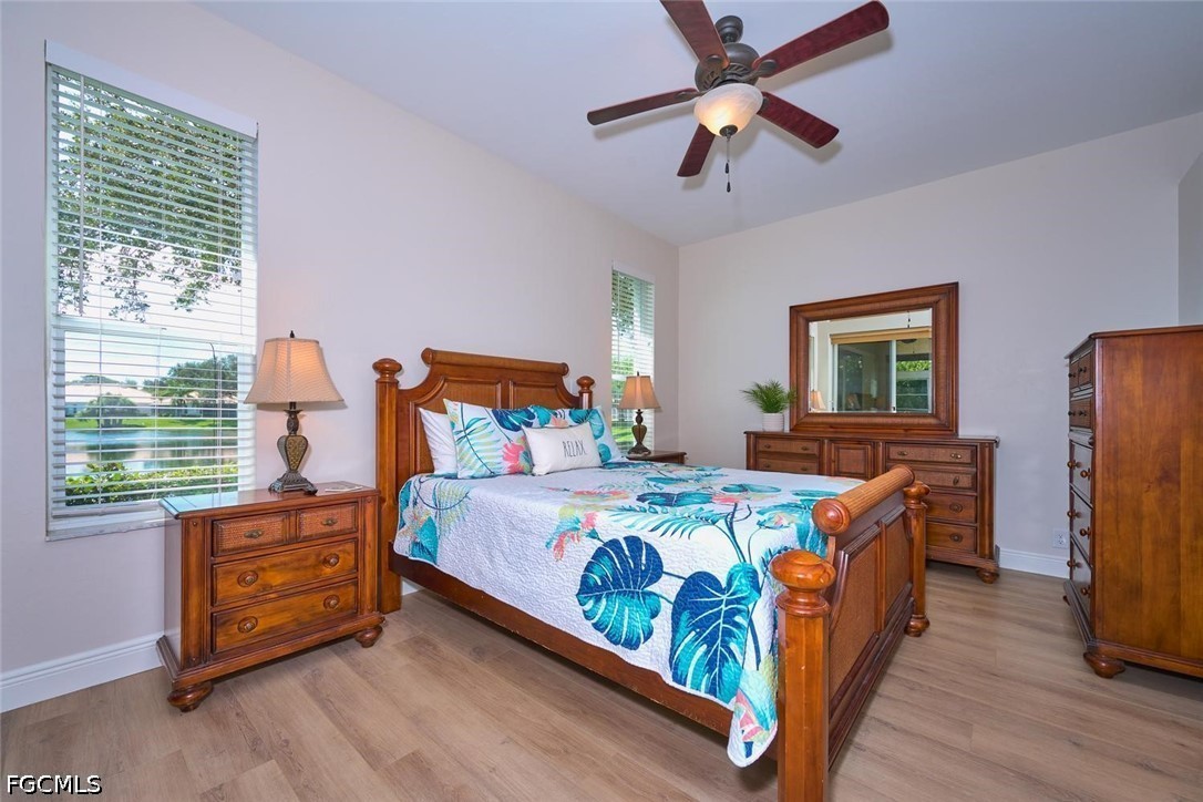 2 Bed Waterfront Home for Sale in Fort Myers, photo 33