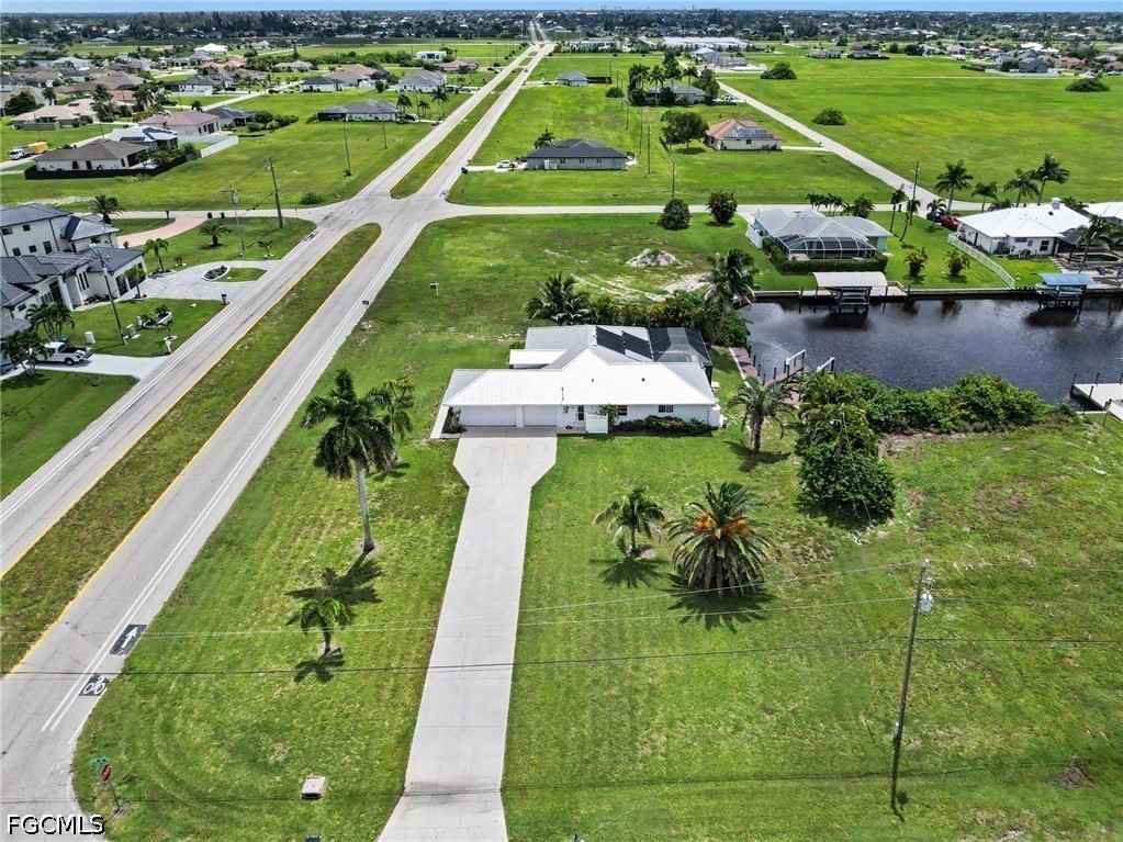 3 Bed Pool Home for Sale in Cape Coral, photo 33