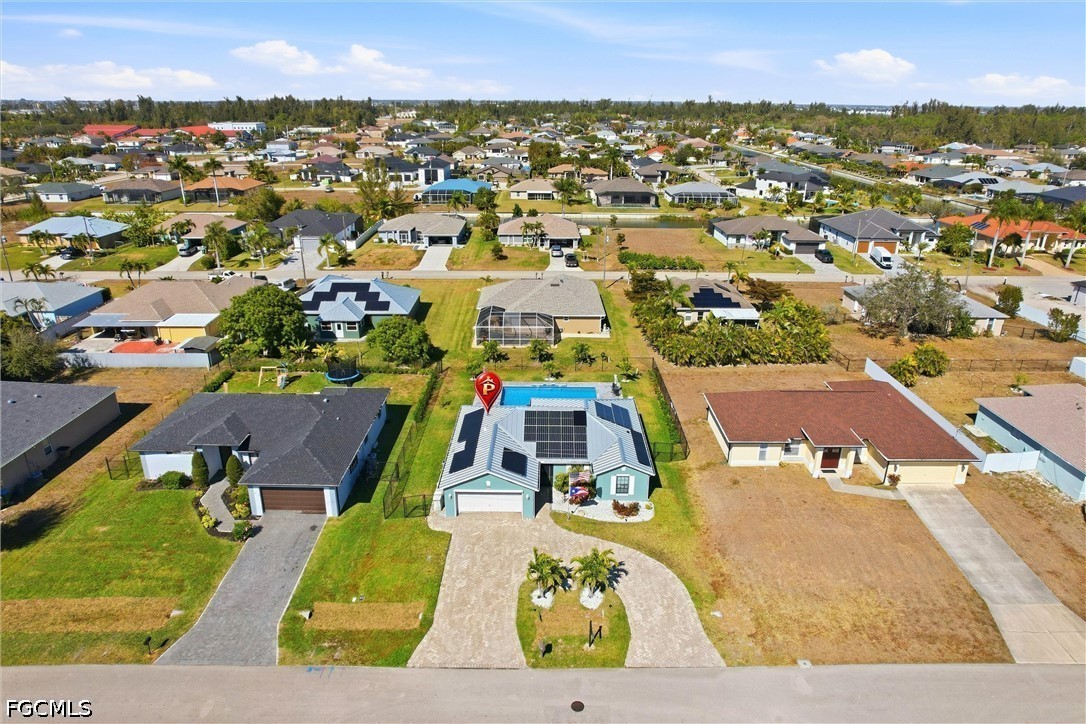 3 Bed Pool Home for Sale in Cape Coral, photo 33