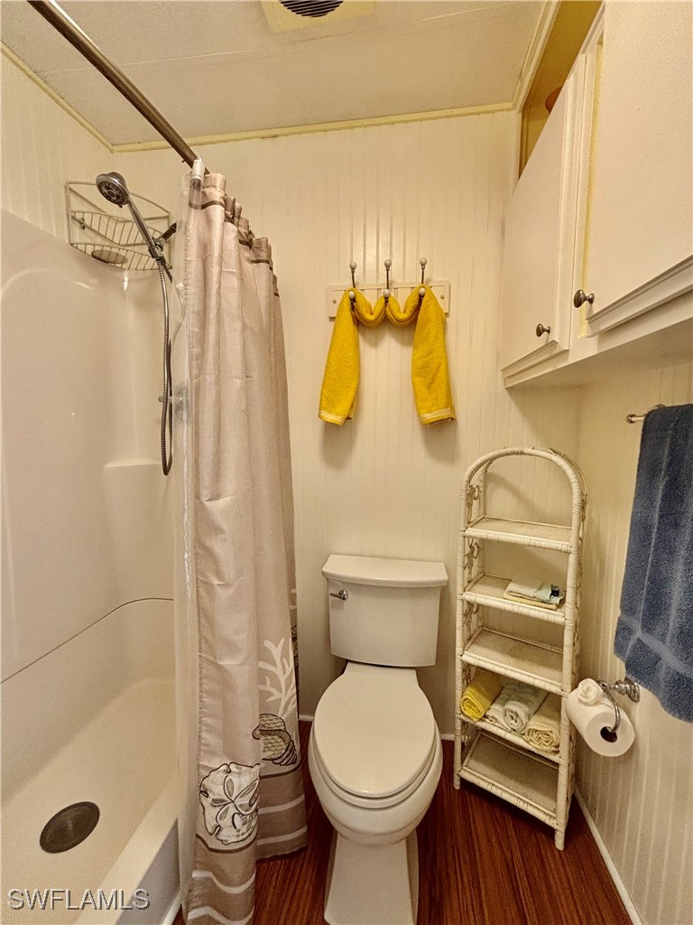 2 Bed ManufacturedHome for Sale in North Fort Myers, FL — photo 34