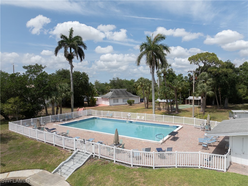 2 Bed Pool Home for Sale in Tropic Terrace, photo 34