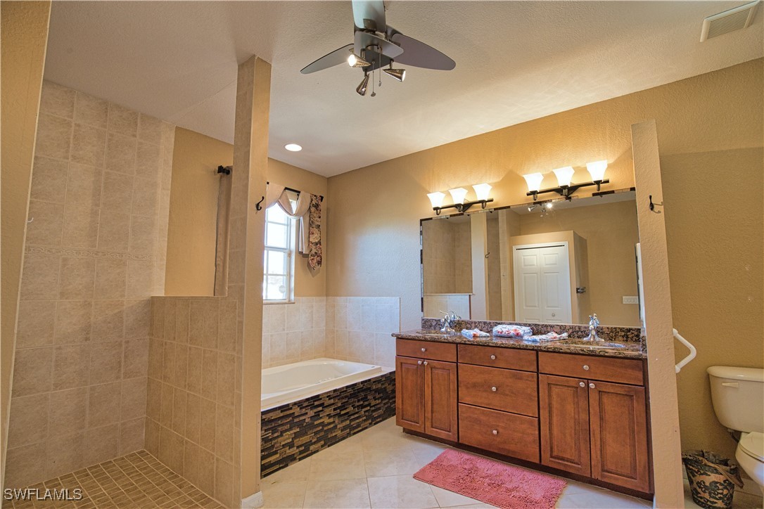 3 Bed SingleFamilyResidence for Sale in Deep Creek, FL — photo 34