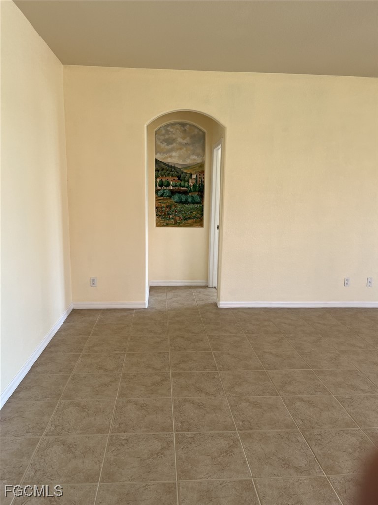 4 Bed Waterfront Home for Sale in Fort Myers, FL, $364,000 — photo 34