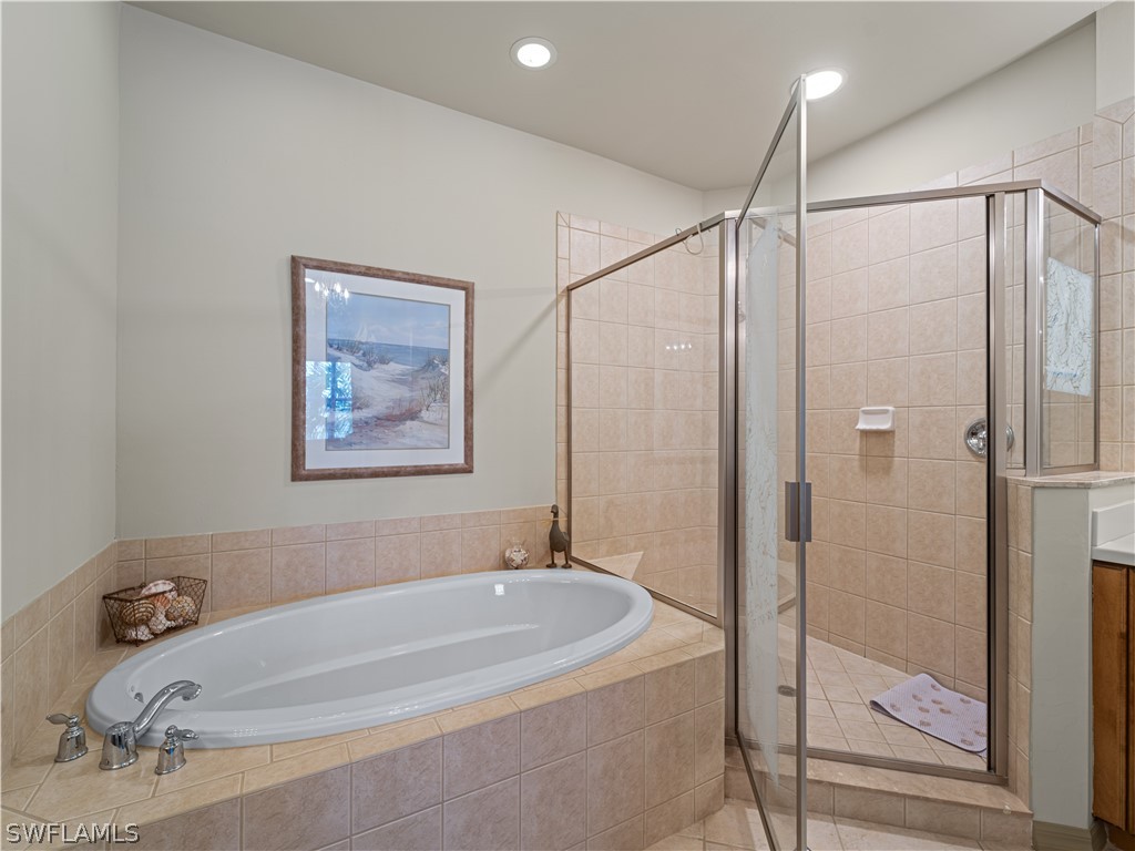 3 Bed Waterfront Home for Sale in Ashton Oaks, photo 34
