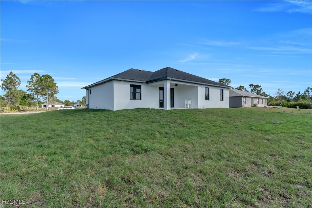 3 Bed SingleFamilyResidence for Sale in Lehigh Acres, photo 34