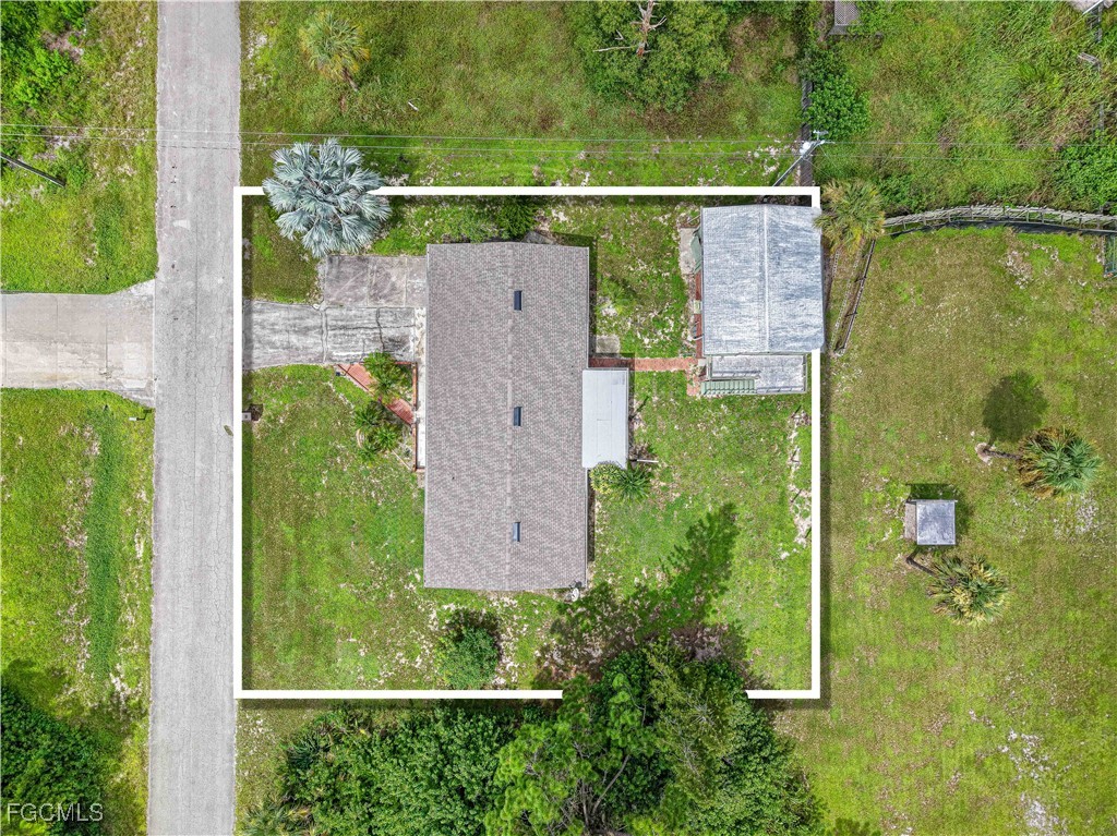 3 Bed SingleFamilyResidence for Sale in Lehigh Acres, photo 34