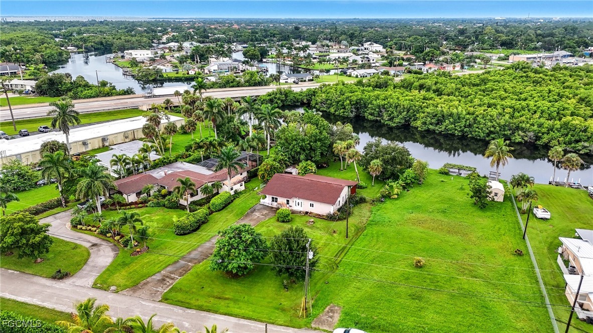 3 Bed Waterfront Home for Sale in North Fort Myers, photo 34
