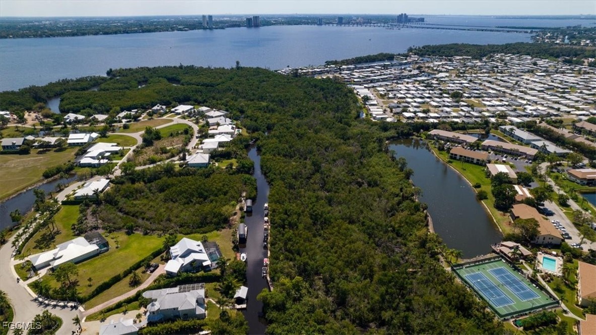1 Bed Condominium for Sale in North Fort Myers, FL, $69,900 — photo 34