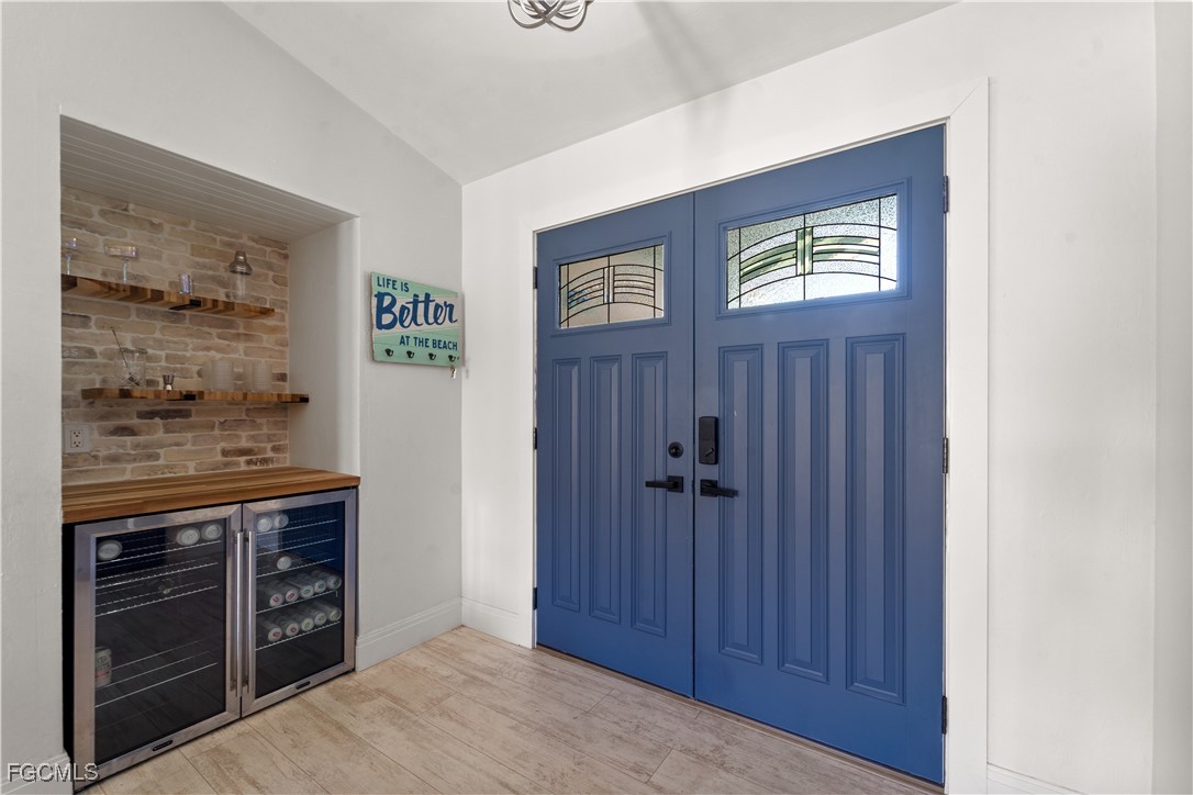 2 Bed SingleFamilyResidence for Sale in South Pointe, FL — photo 34