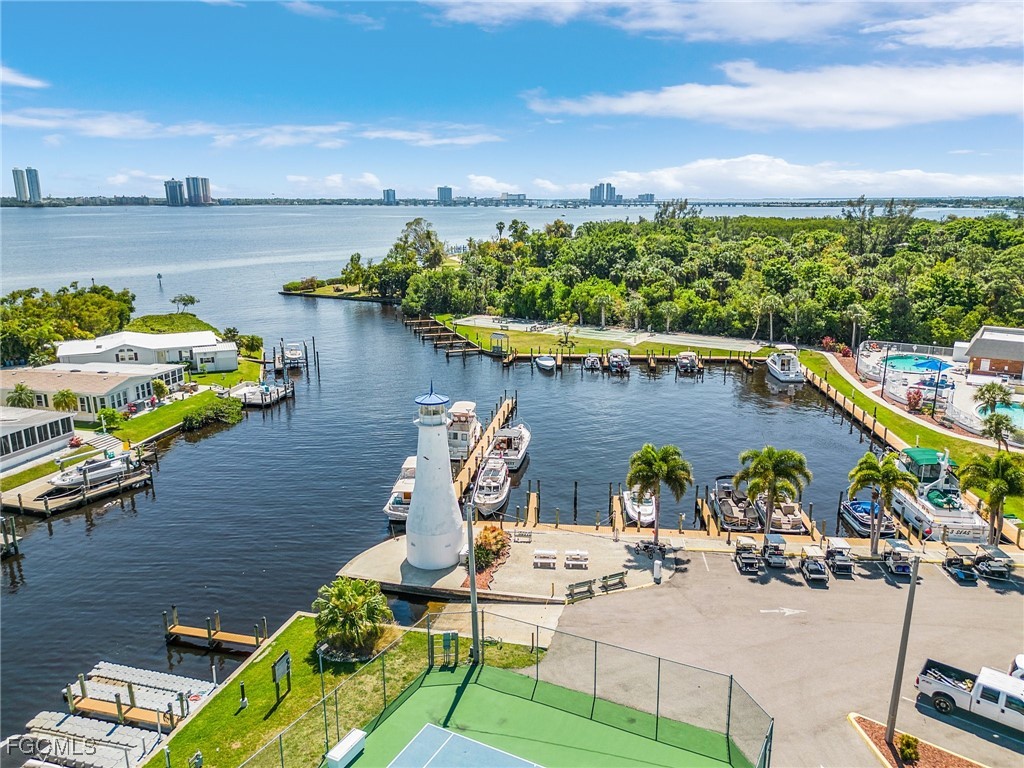 2 Bed ManufacturedHome for Sale in Old Bridge Village, FL — photo 34