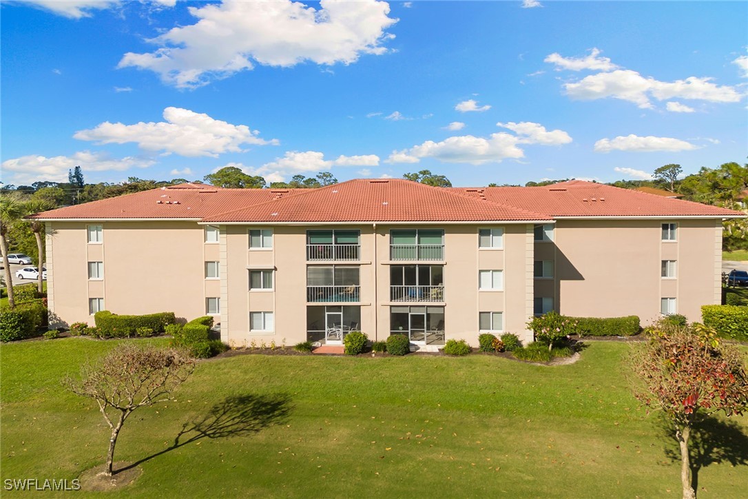 2 Bed Condominium for Sale in Foxmoor, FL, $255,000 — photo 34