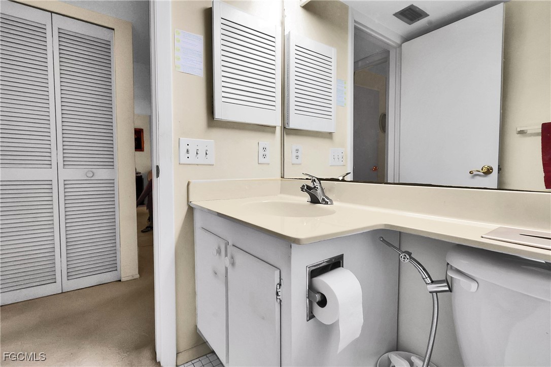 2 Bed Condominium for Sale in Fort Myers, photo 34