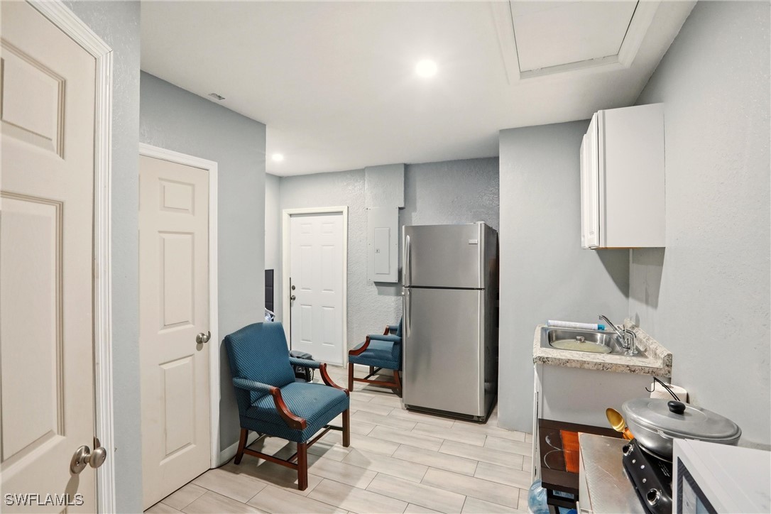 3 Bed SingleFamilyResidence for Sale in Naples, photo 34