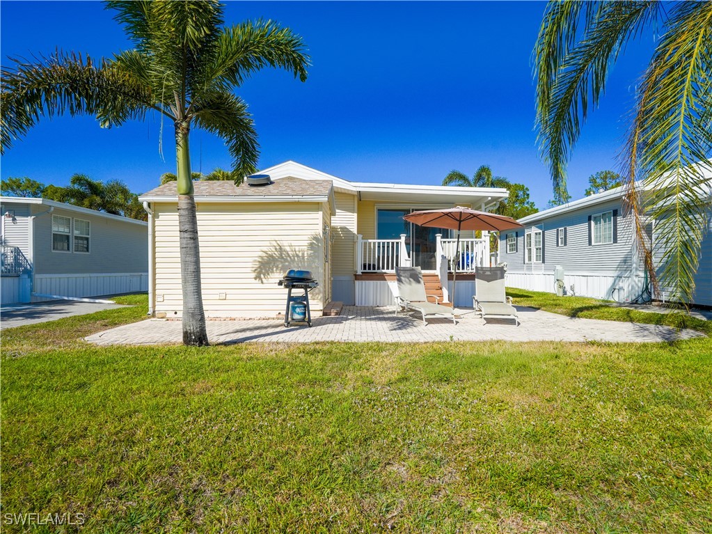 1 Bed Waterfront Home for Sale in Naples, photo 34