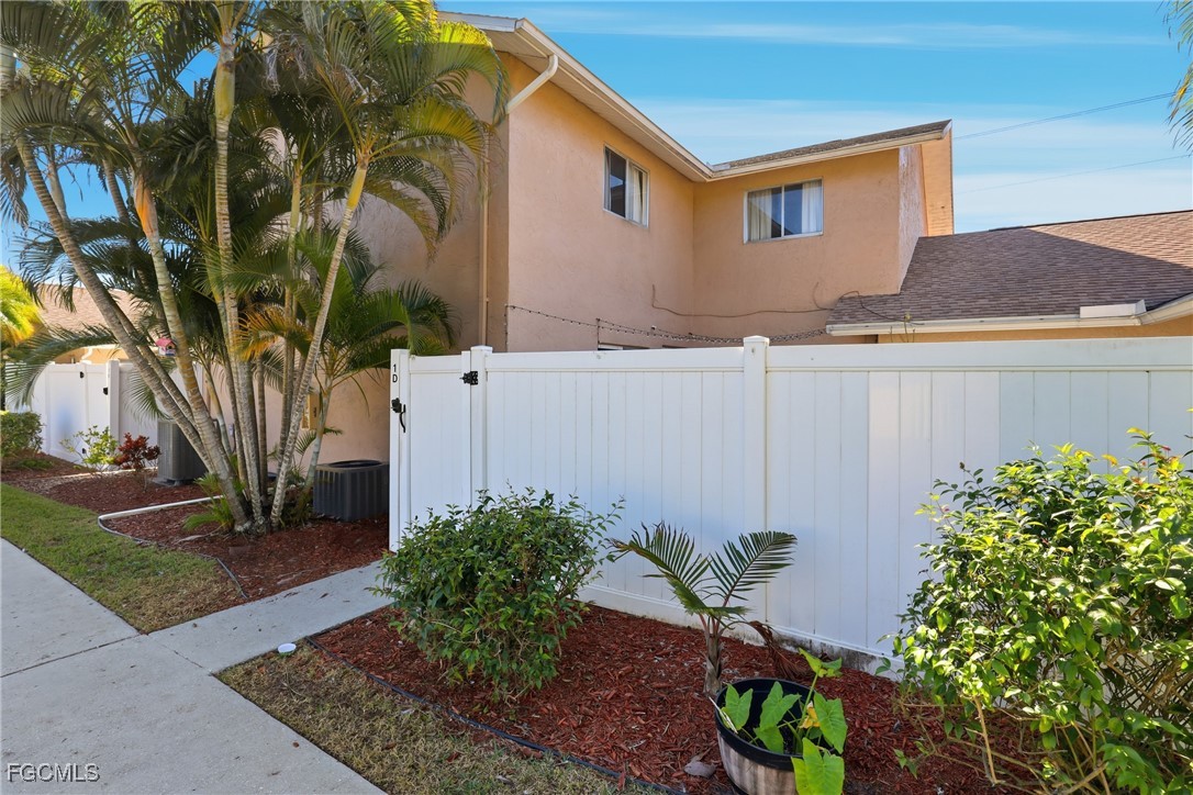 2 Bed Pool Home for Sale in Cape Coral, FL, $164,900 — photo 34