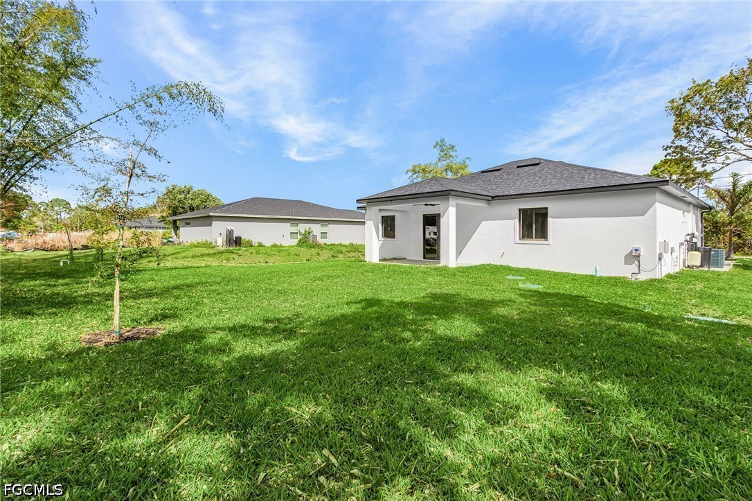 3 Bed SingleFamilyResidence for Sale in Lehigh Acres, photo 34