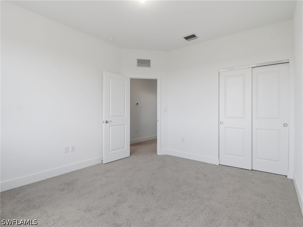 3 Bed SingleFamilyResidence for Sale in Silverwood, FL — photo 34