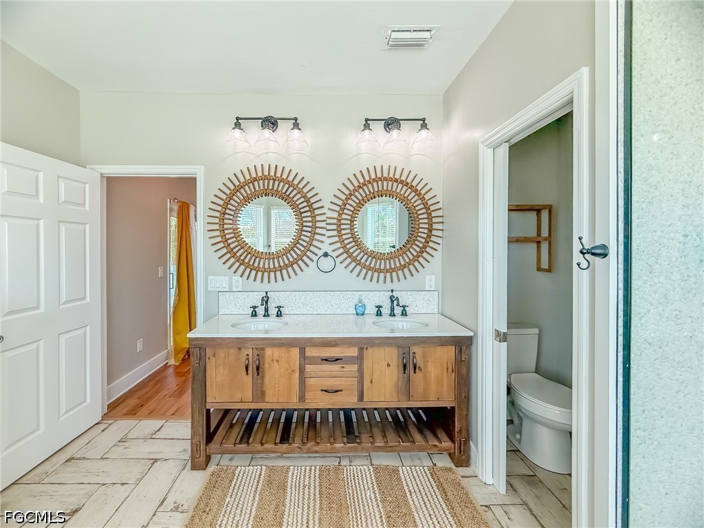 4 Bed Pool Home for Sale in Upper Captiva, photo 34