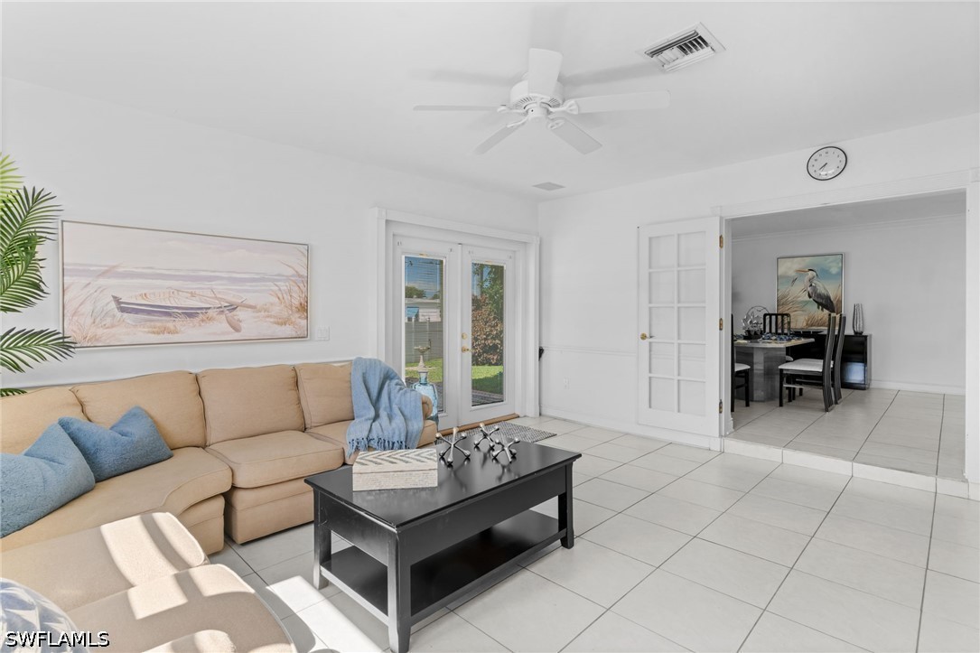 3 Bed SingleFamilyResidence for Sale in Naples, photo 34