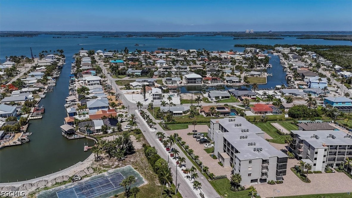 2 Bed Condominium for Sale in Fort Myers Beach, FL, $299,000 — photo 34