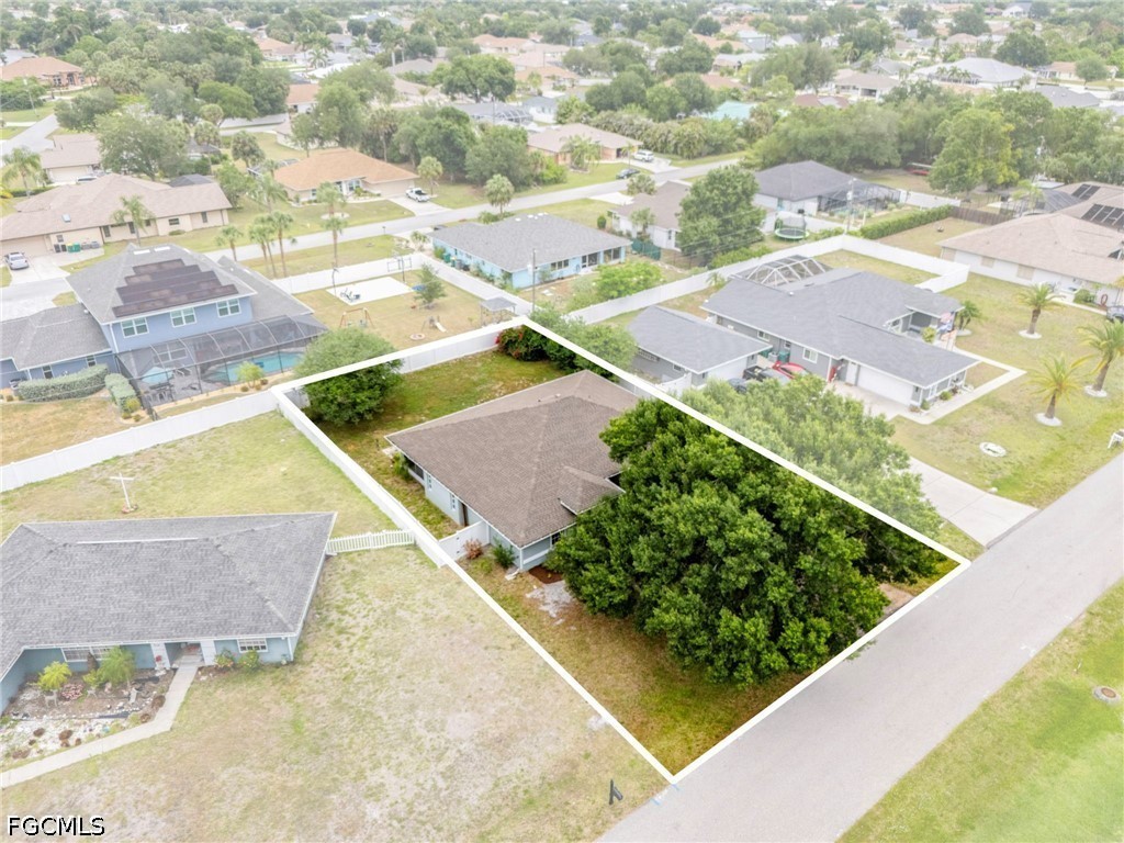 3 Bed SingleFamilyResidence for Sale in Port Charlotte, FL — photo 34
