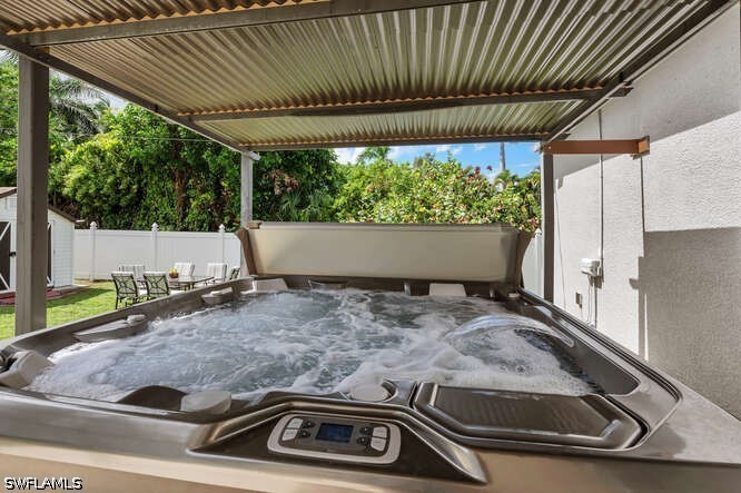 3 Bed SingleFamilyResidence for Sale in Naples, photo 34