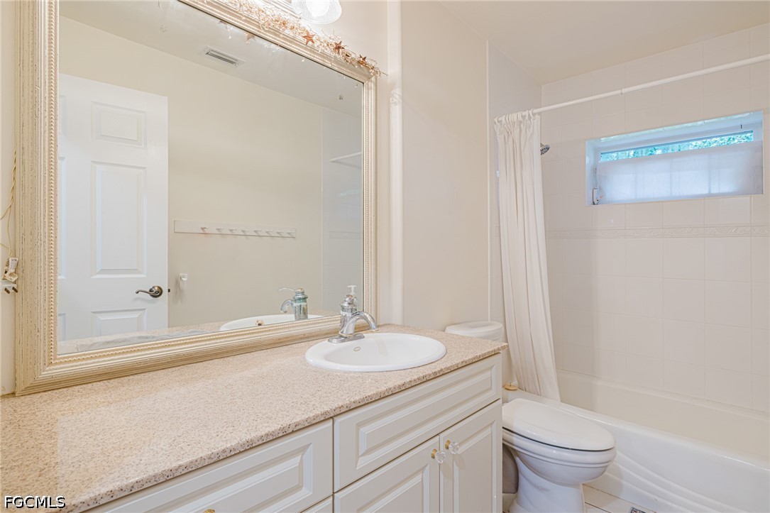 5 Bed Pool Home for Sale in Fort Myers, photo 34