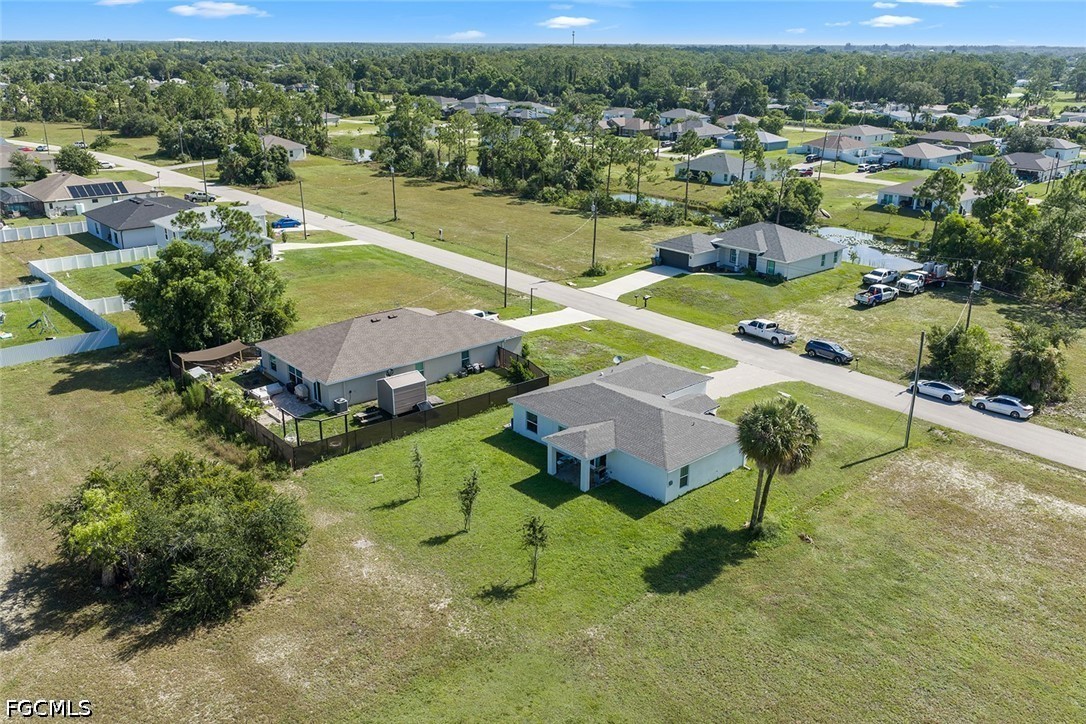 3 Bed SingleFamilyResidence for Sale in Cape Coral, photo 34