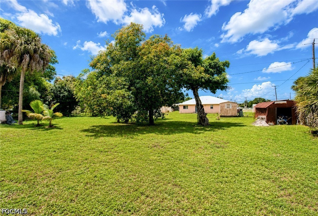 3 Bed SingleFamilyResidence for Sale in Fort Myers, FL — photo 34