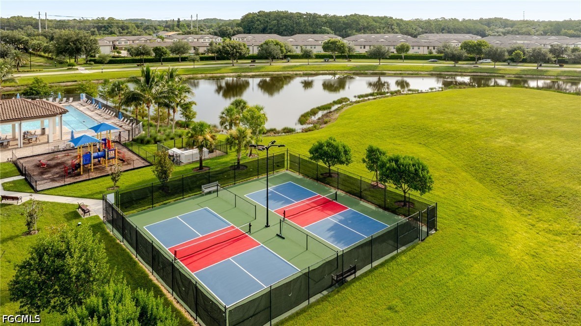 3 Bed SingleFamilyResidence for Sale in Portico, FL — photo 34