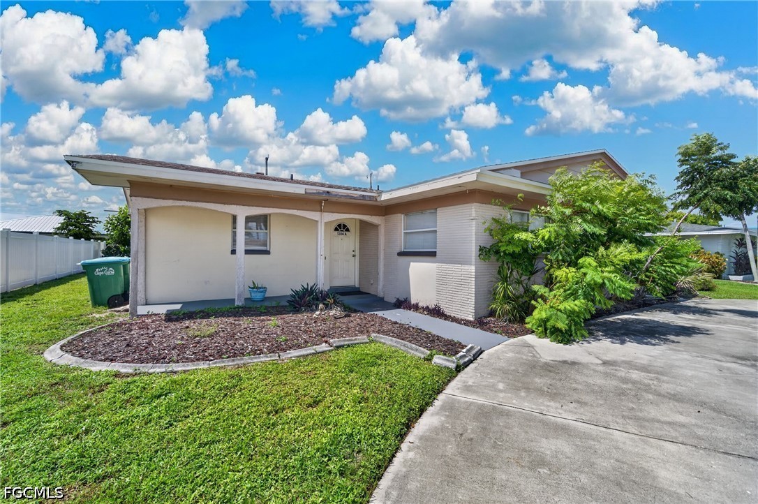 4 Bed Duplex for Sale in Cape Coral, photo 34
