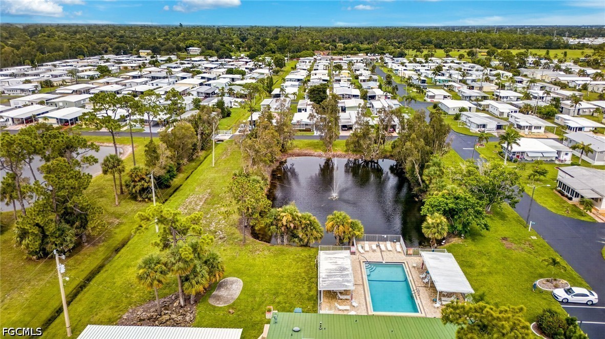 2 Bed ManufacturedHome for Sale in North Fort Myers, FL — photo 34
