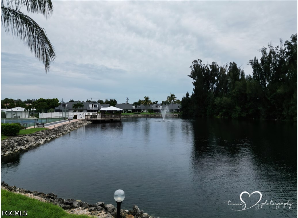 2 Bed SingleFamilyResidence for Sale in Fort Myers, FL — photo 34