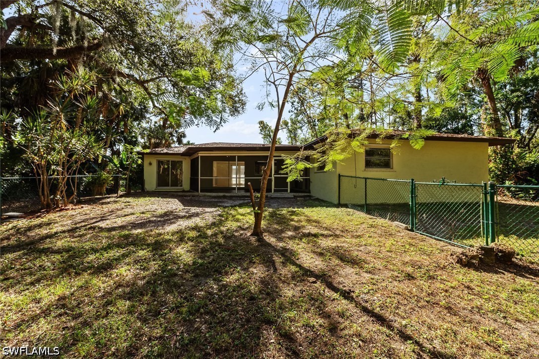 3 Bed SingleFamilyResidence for Sale in North Fort Myers, FL — photo 34