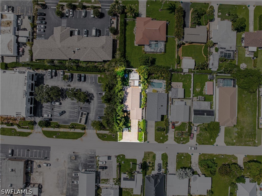 2 Bed SingleFamilyResidence for Sale in Naples, FL, $595,000 — photo 34