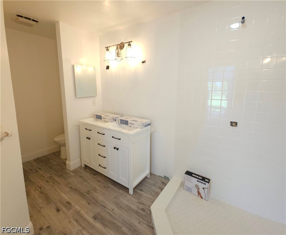 4 Bed Waterfront Home for Sale in Mirror Lakes, FL, $309,000 — photo 34