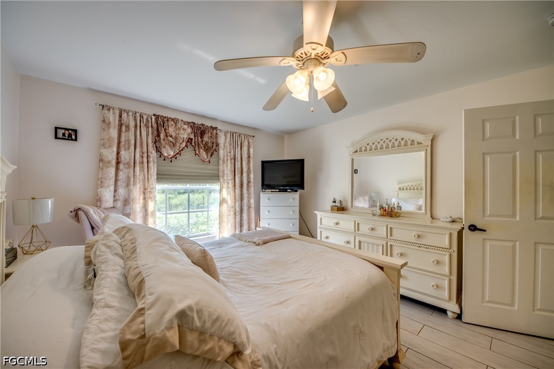 2 Bed Condominium for Sale in Coral Cove, photo 34