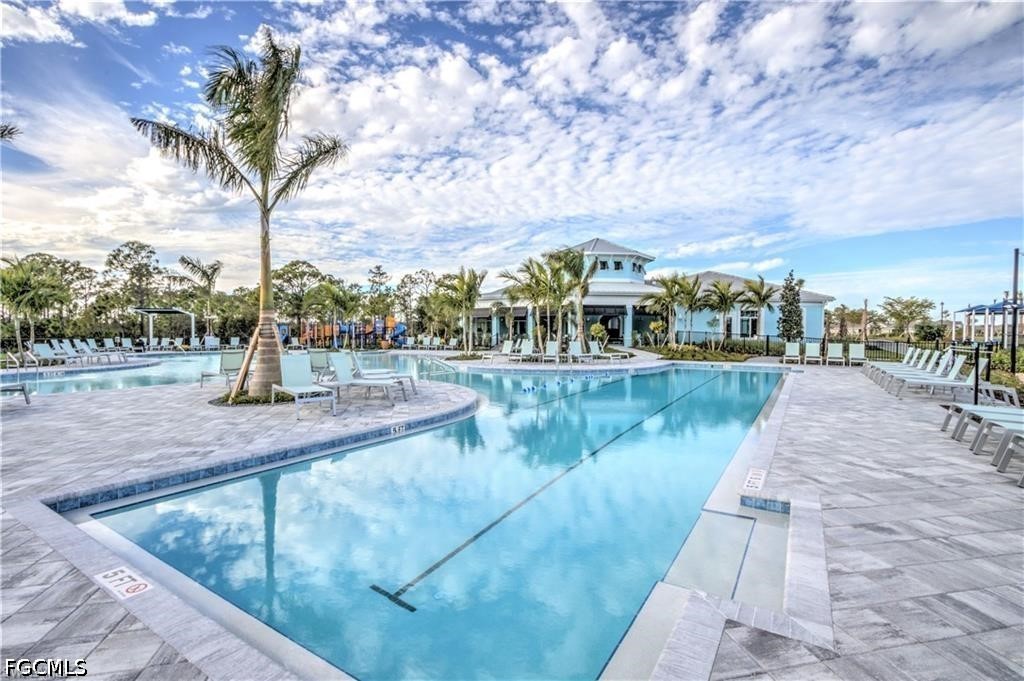 4 Bed Pool Home for Sale in Entrada, photo 34