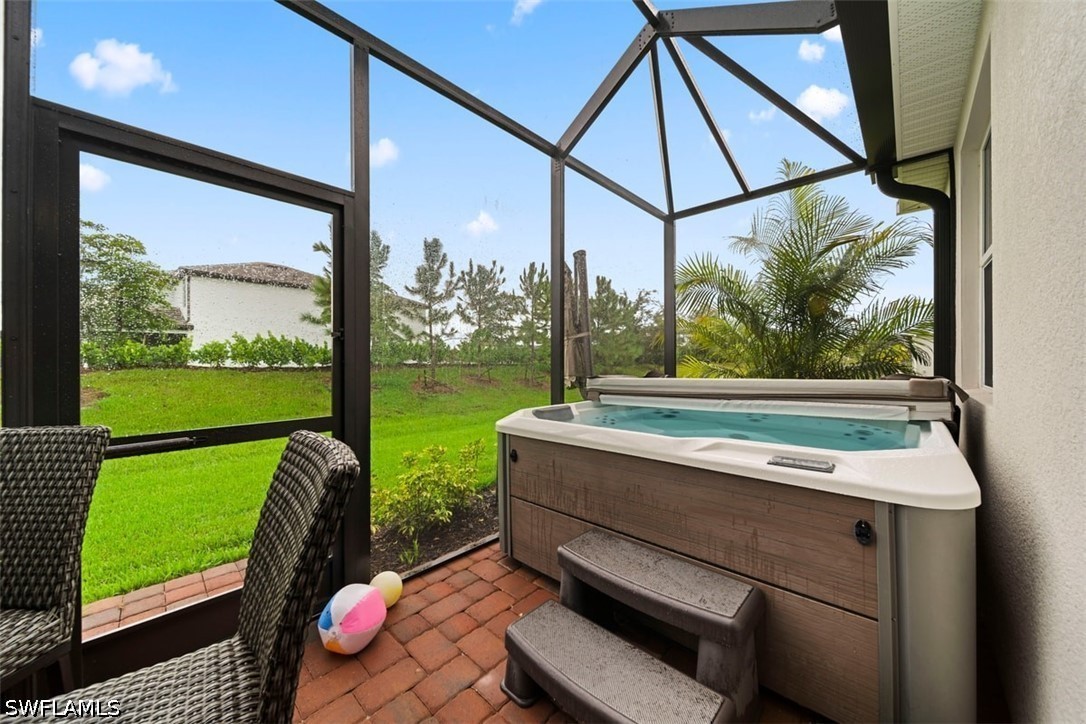 2 Bed Attached for Sale in Naples, photo 34