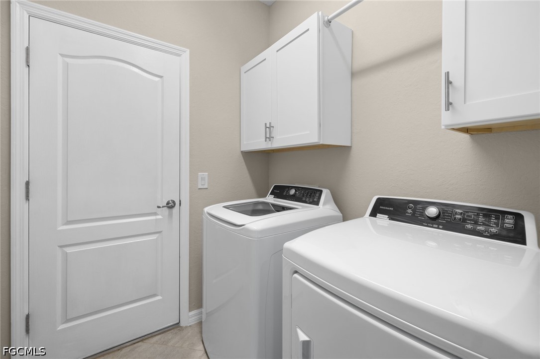 4 Bed SingleFamilyResidence for Sale in Fort Myers, photo 34