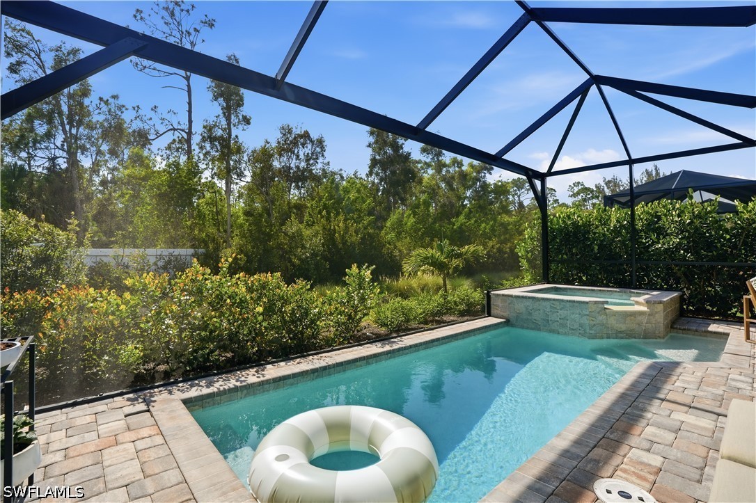 2 Bed Pool Home for Sale in Naples, photo 34