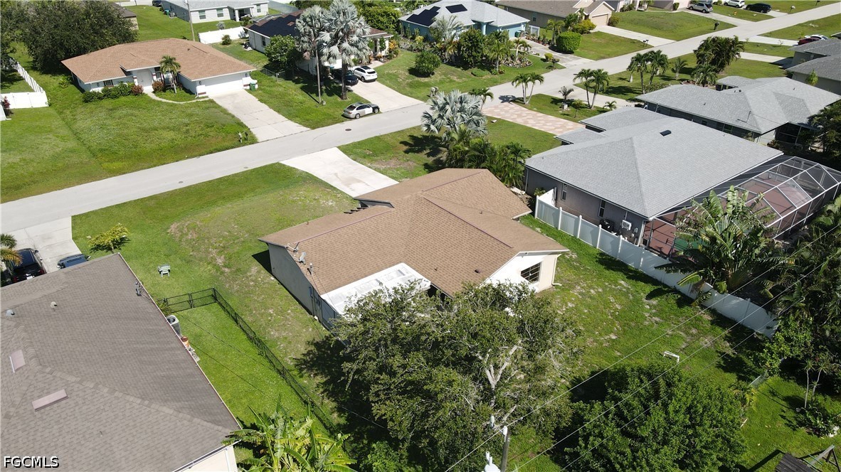 2 Bed SingleFamilyResidence for Sale in Cape Coral, photo 34