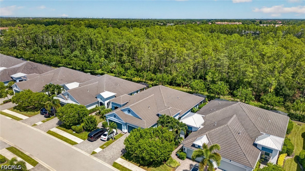2 Bed Attached for Sale in Naples, photo 34