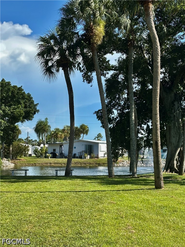 2 Bed ManufacturedHome for Sale in North Fort Myers, photo 34