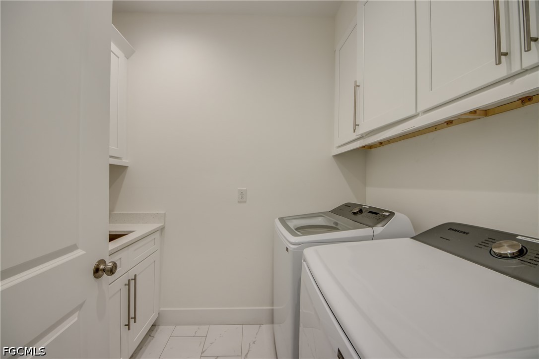3 Bed Pool Home for Sale in Cape Coral, photo 34